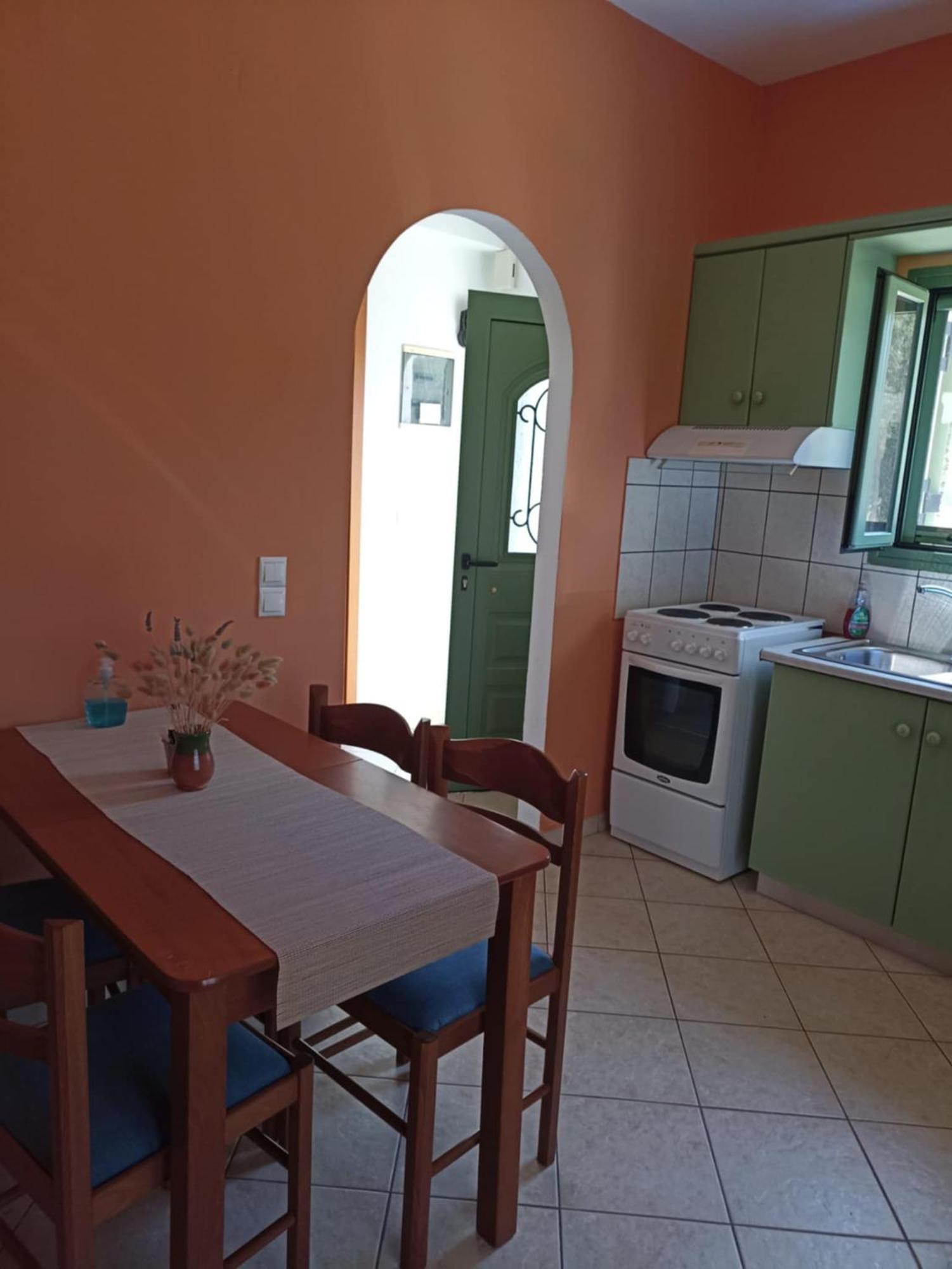 Vegera Apartment M Vasilikiádhes Dış mekan fotoğraf